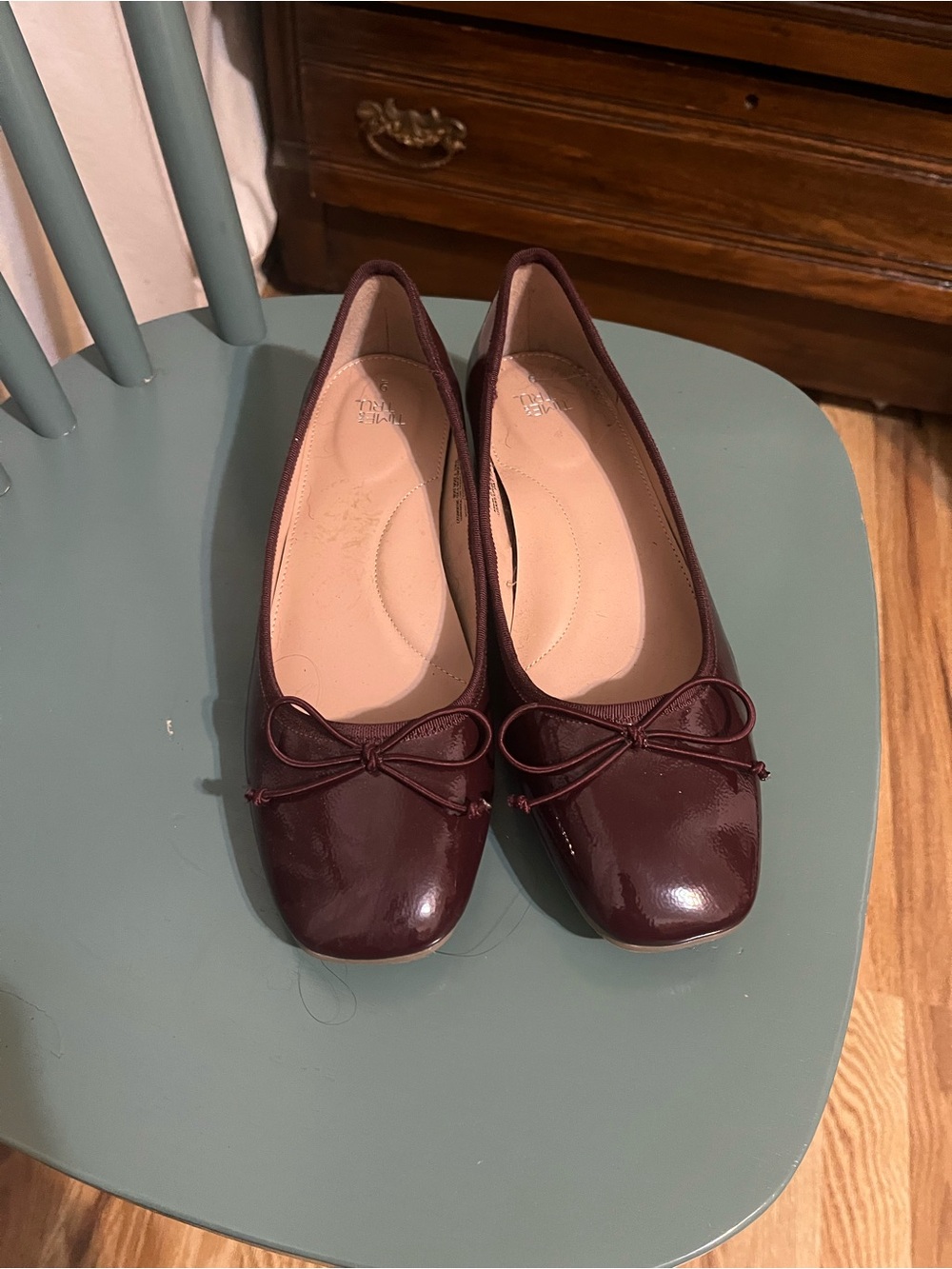 Burgundy Red patent leather ballet heeled shoes